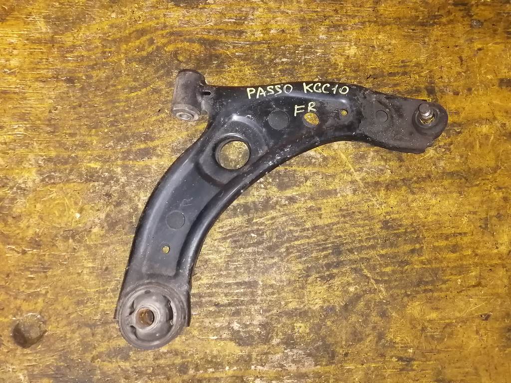 рычаг Toyota Passo