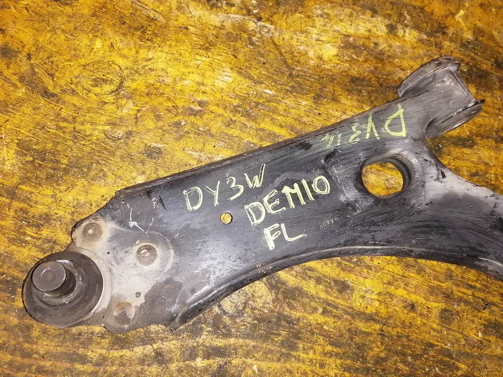 DEMIO DY3W РЫЧАГ ПЕРЕДНИЙ ЛЕВЫЙ Mazda Demio