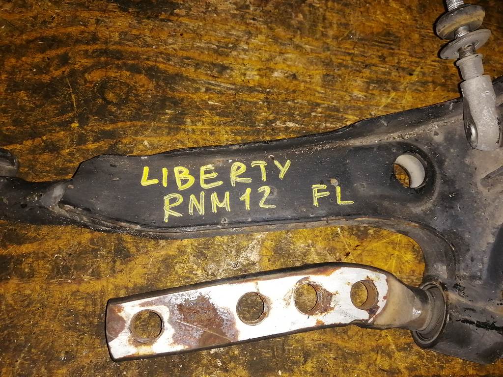 LIBERTY RNM12 РЫЧАГ ПЕРЕДНИЙ ЛЕВЫЙ Nissan Liberty