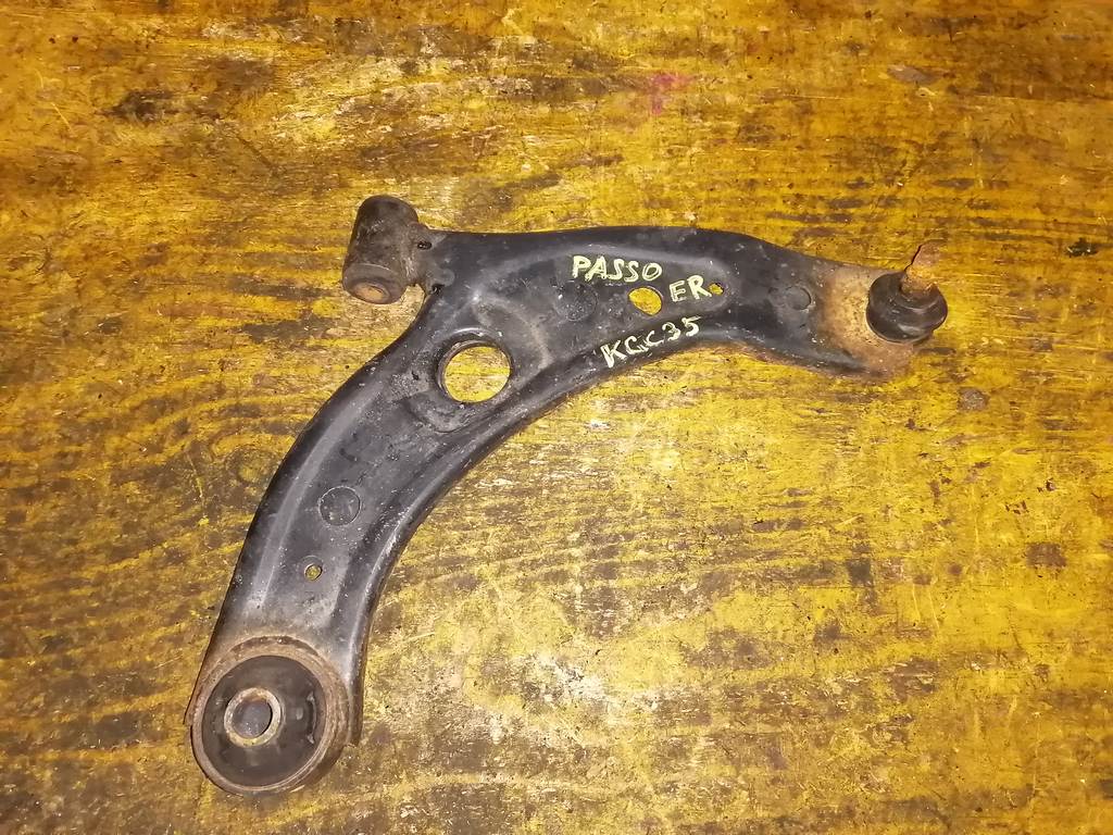 рычаг Toyota Passo