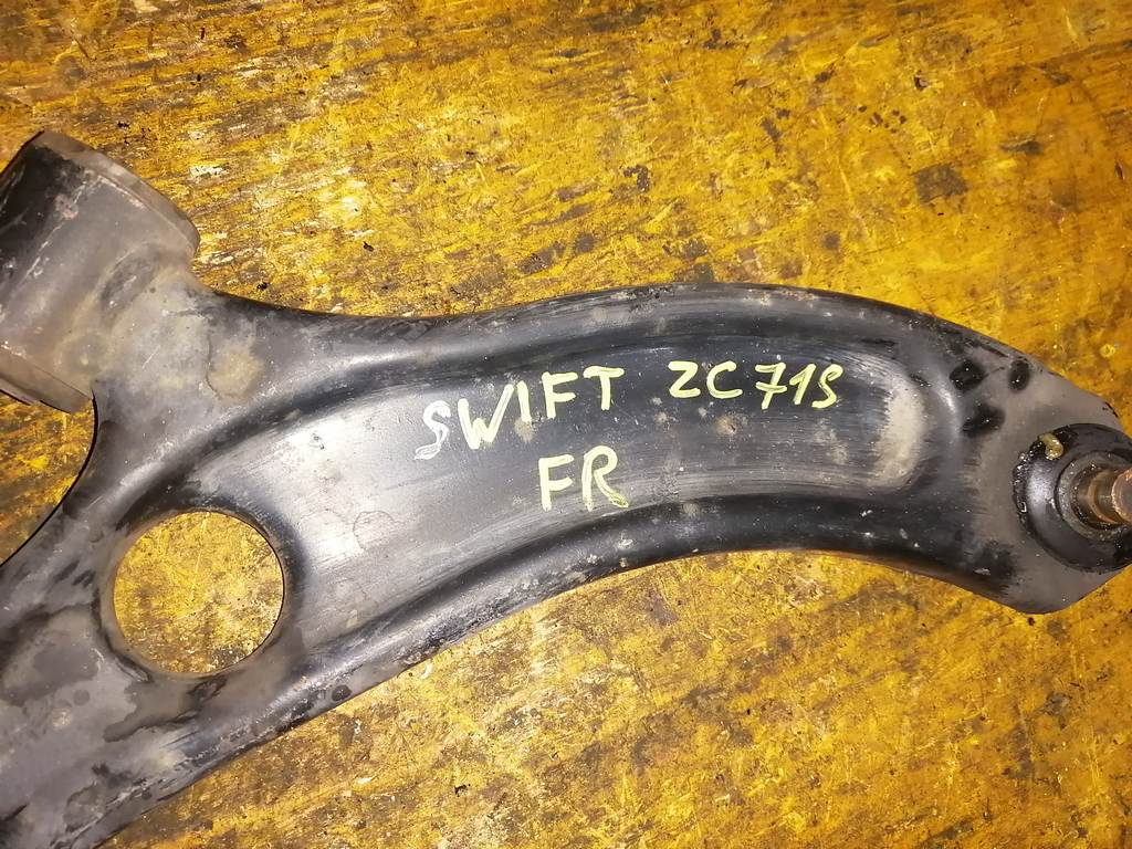 SWIFT ZC71S РЫЧАГ ПЕРЕДНИЙ ПРАВЫЙ Suzuki Swift