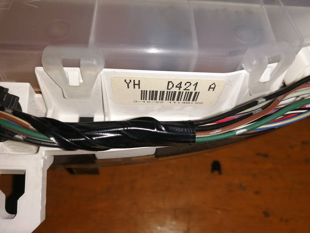 DEMIO DY3W ЩИТОК ПРИБОРОВ YH D421 A Mazda Demio
