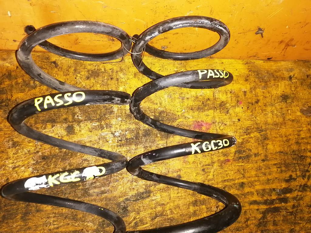 PASSO KGC30 ПРУЖИНА (ПАРА) Toyota Passo