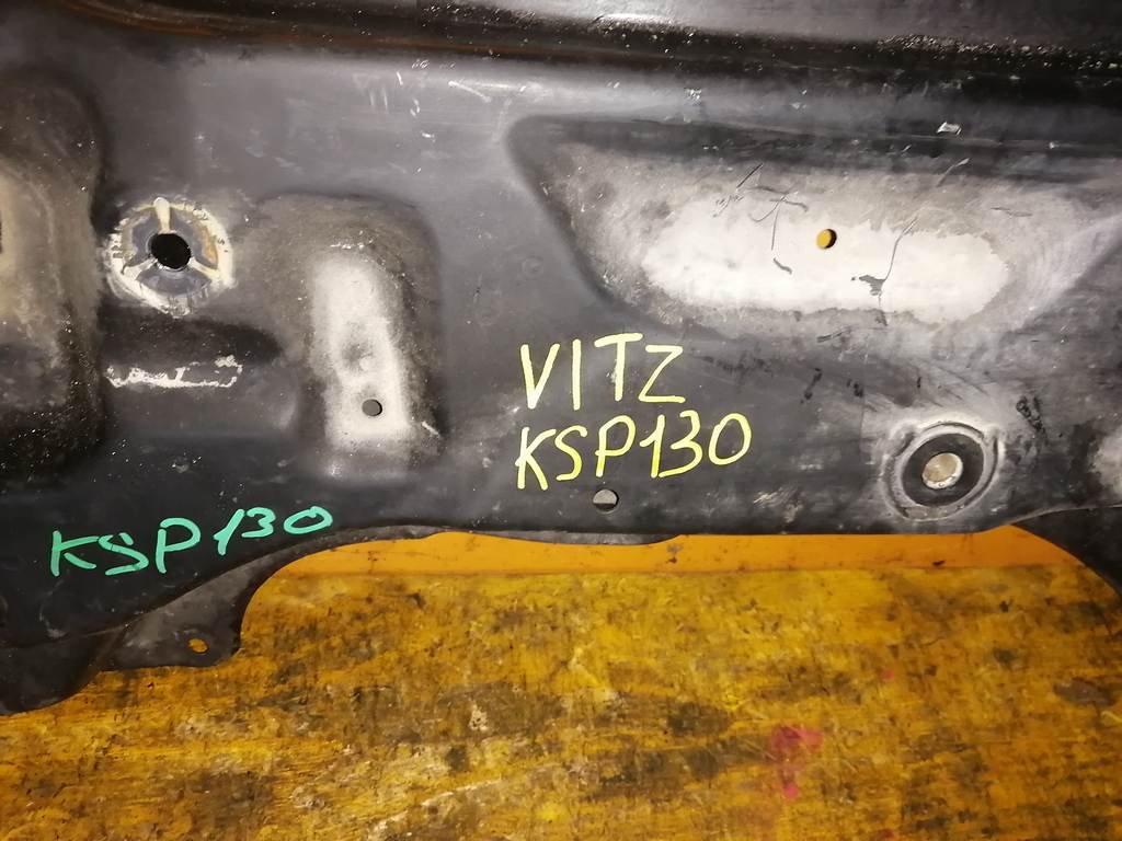 VITZ KSP130 БАЛКА ПОПЕРЕЧНАЯ Toyota Vitz