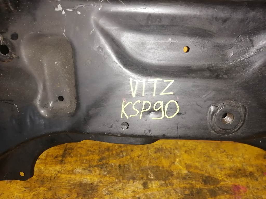 VITZ KSP90 БАЛКА ПОПЕРЕЧНАЯ Toyota Vitz