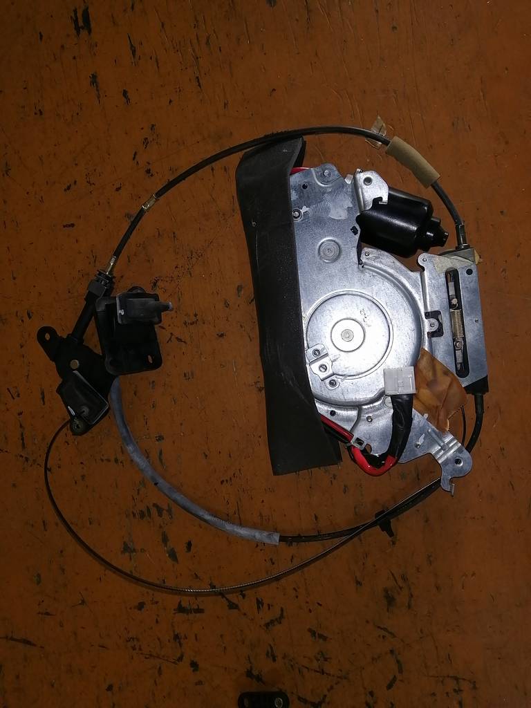 Кузов Mazda MPV