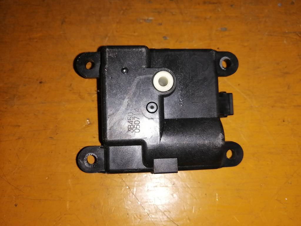 IMPREZA GG3 СЕРВОПРИВОД ЗАСЛОНОК ПЕЧКИ 3B450 30850 Subaru Impreza