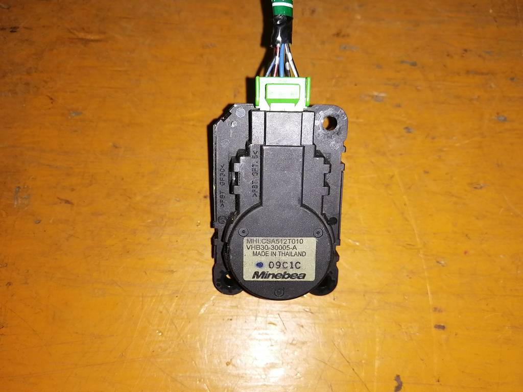 GALANT FORTIS CX3A СЕРВОПРИВОД ЗАСЛОНОК ПЕЧКИ CSA512T010 Mitsubishi Galant Fortis