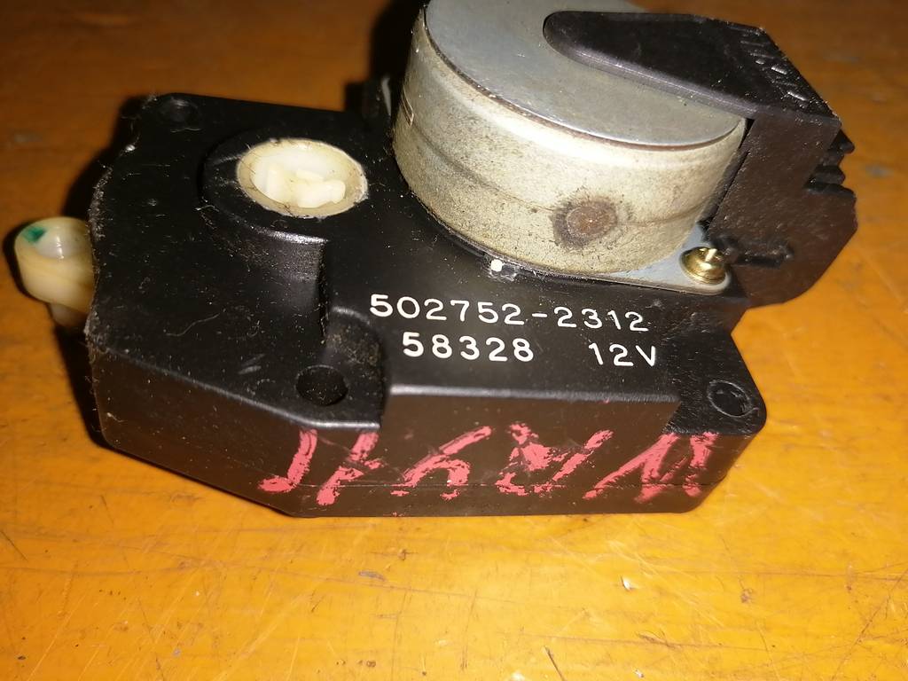 WINGROAD WRY11 СЕРВОПРИВОД ЗАСЛОНОК ПЕЧКИ 502752-2312 Nissan Wingroad