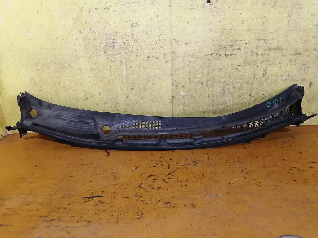 жабо Nissan Teana