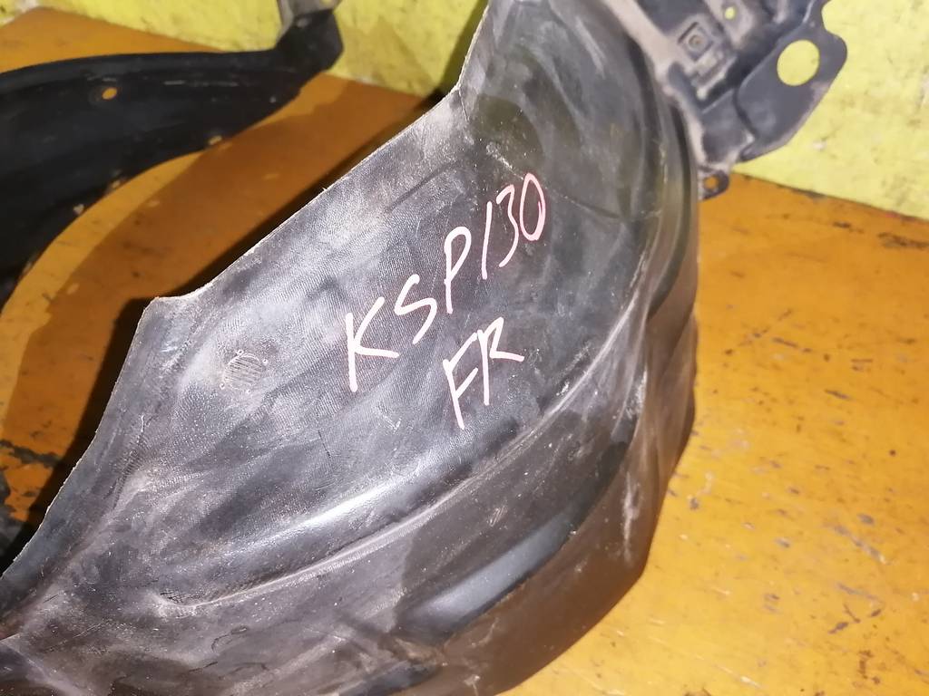 VITZ KSP130 ПОДКРЫЛОК ПЕРЕДНИЙ ПРАВЫЙ ДЕФЕКТ Toyota Vitz