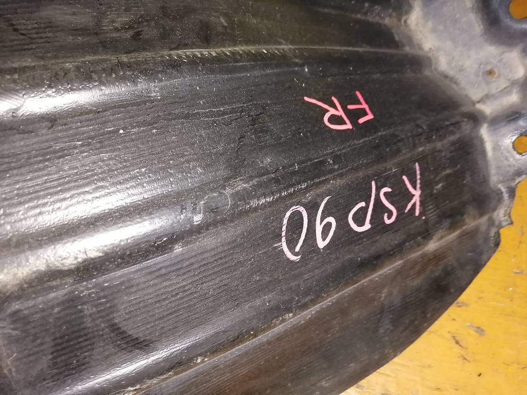 VITZ KSP90 ПОДКРЫЛОК ПЕРЕДНИЙ ПРАВЫЙ Toyota Vitz