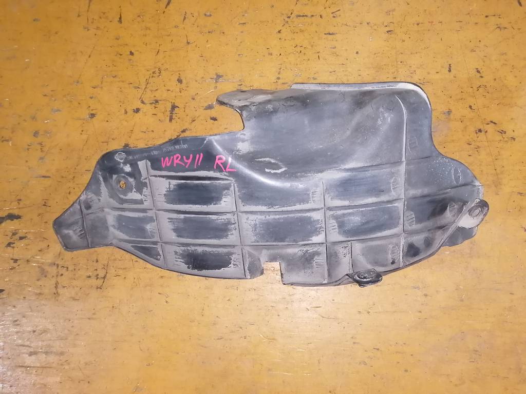 подкрылок Nissan Wingroad