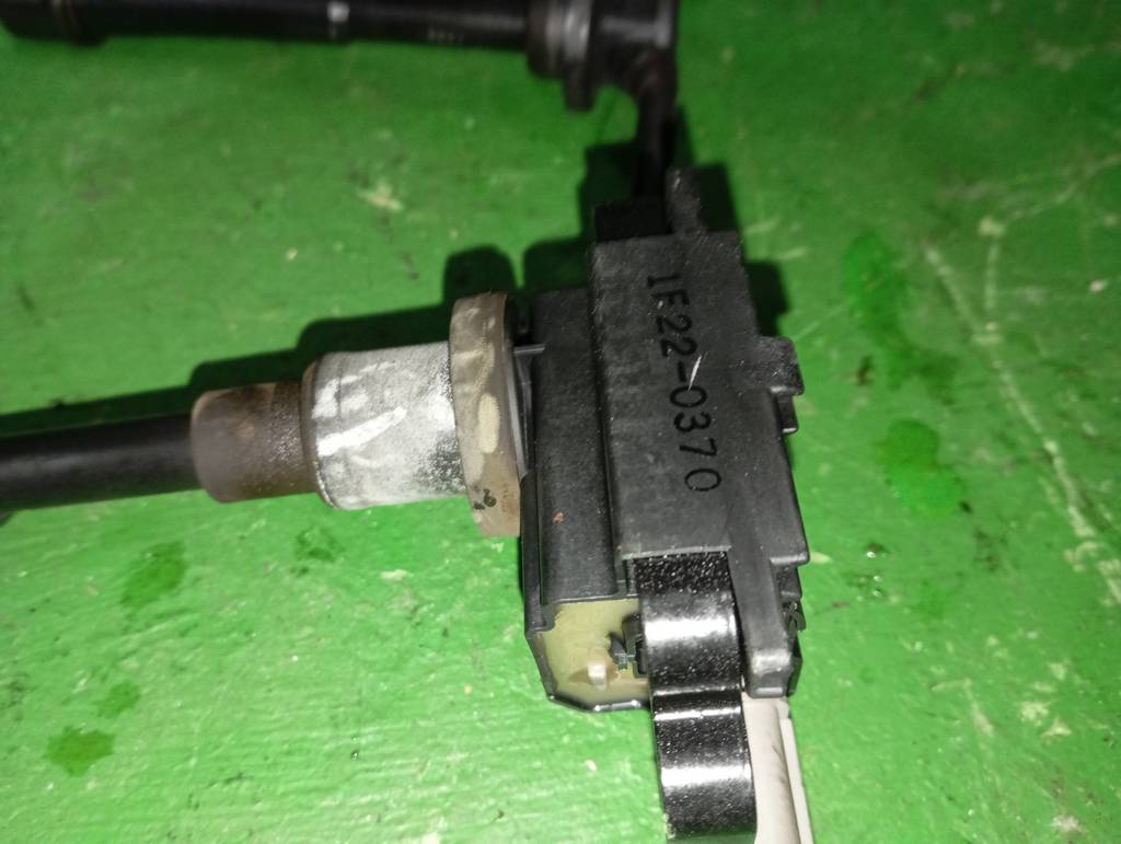 M13A КАТУШКА ЗАЖИГАНИЯ 1F00-0370 Chevrolet Cruze