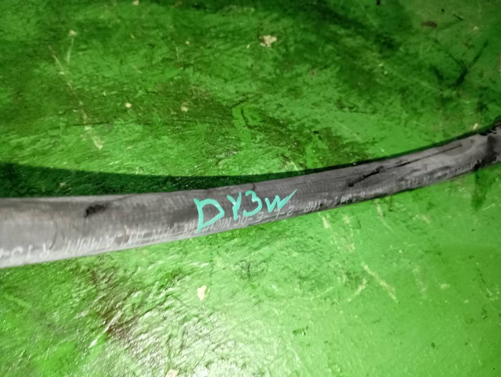 DEMIO DY3W ШЛАНГ КОНДИЦИОНЕРА Mazda Demio