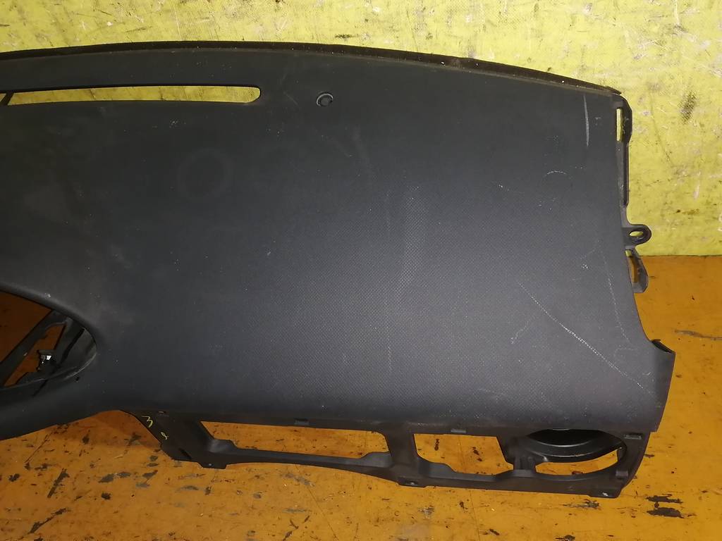 Салон Toyota Sienta