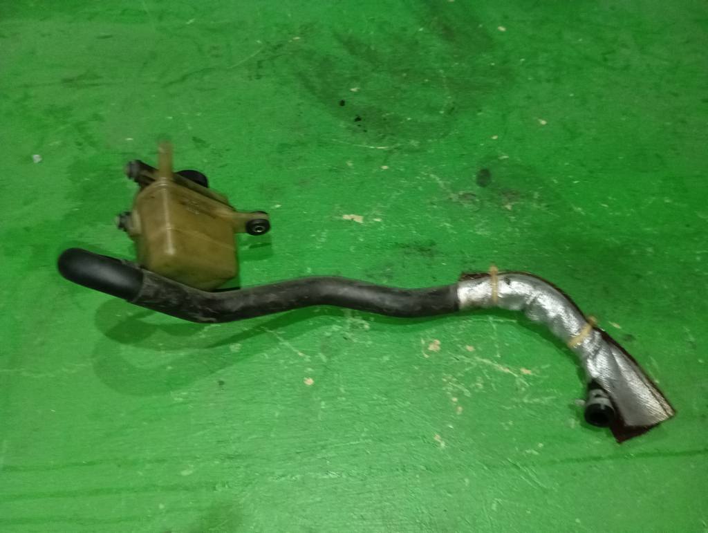 DEMIO DY3W БАЧОК ГУРА Mazda Demio