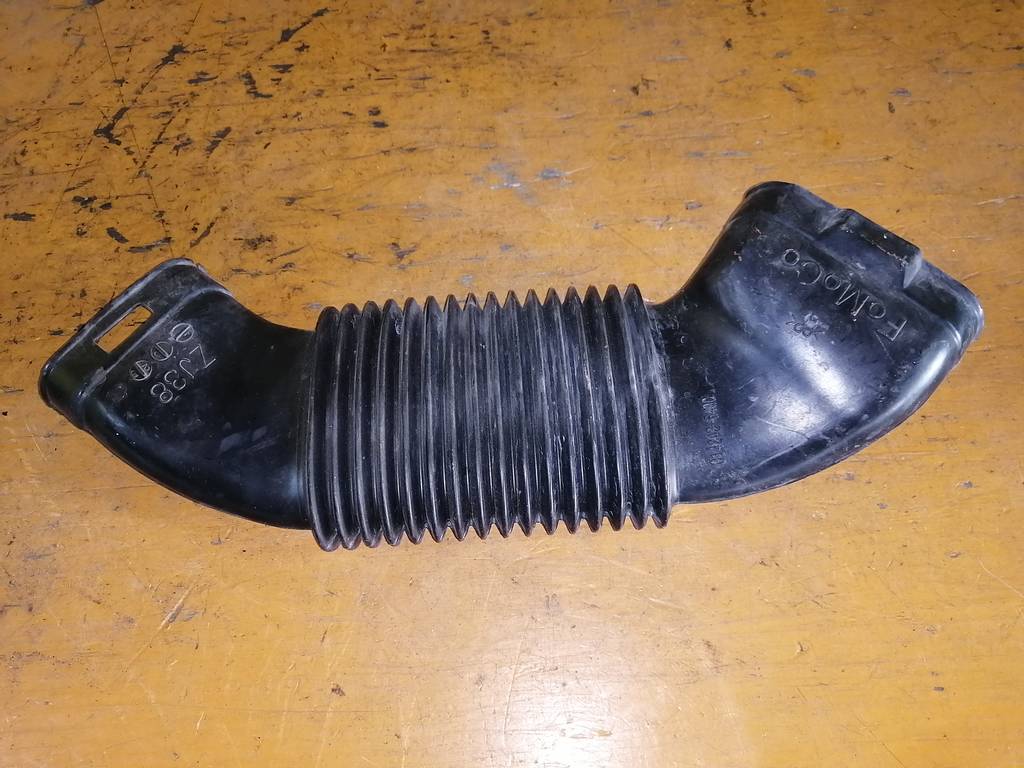 DEMIO DE3FS ВОЗДУХОЗАБОРНИК Mazda Demio