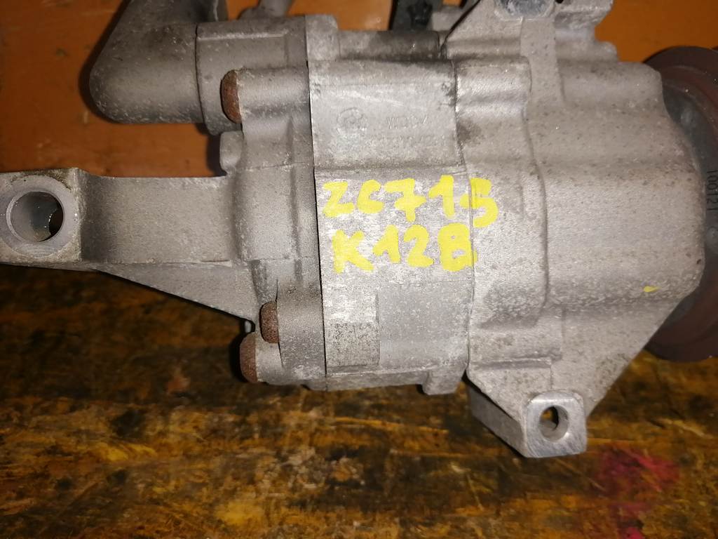 K12B КОМПРЕССОР КОНДИЦИОНЕРА 95201-51KB0 Suzuki Swift