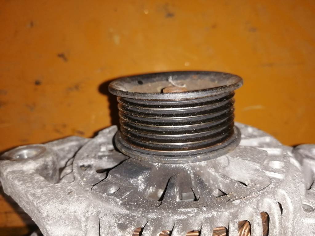 1KRFE ГЕНЕРАТОР 4к Toyota Passo