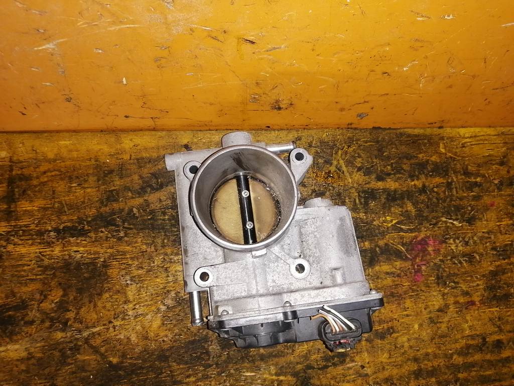 L3 ДРОССЕЛЬНАЯ ЗАСЛОНКА L3C2 13 640 A Mazda Atenza