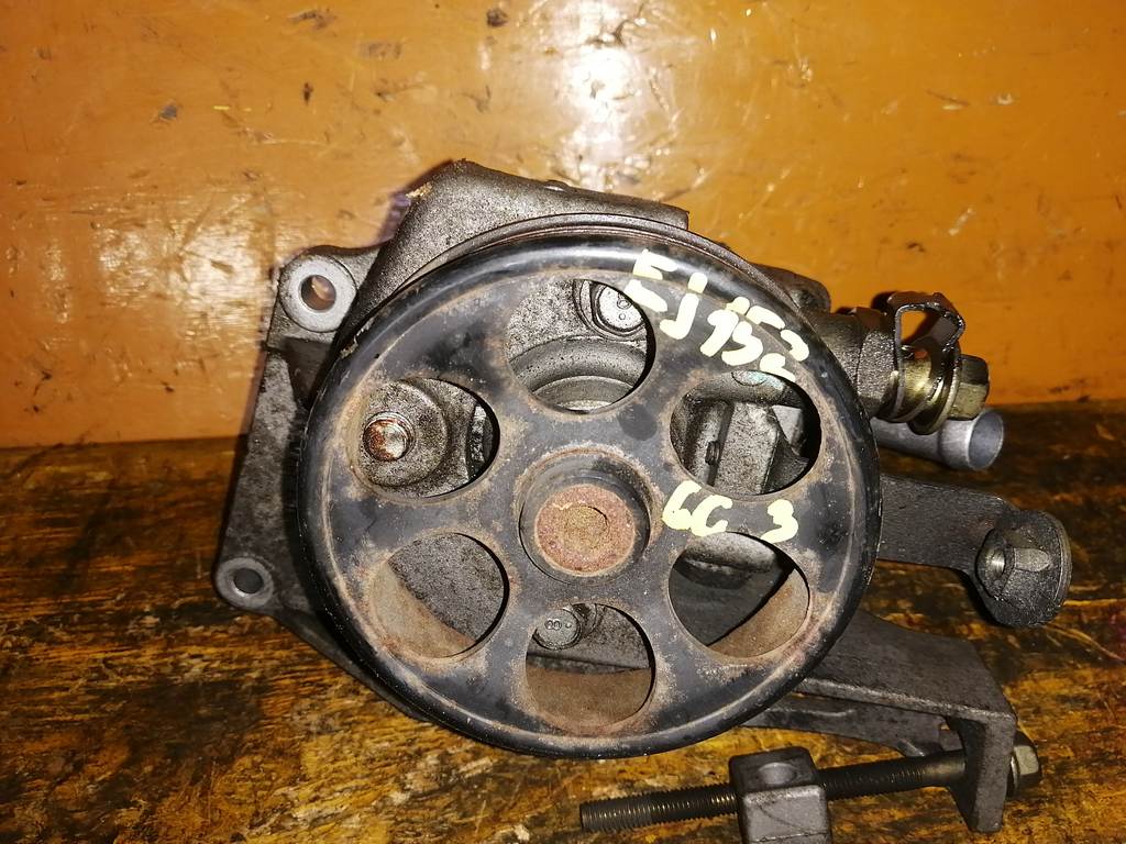 EJ152 ГИДРОУСИЛИТЕЛЬ Subaru Impreza