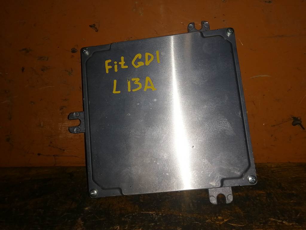 блок управления двс Honda Fit
