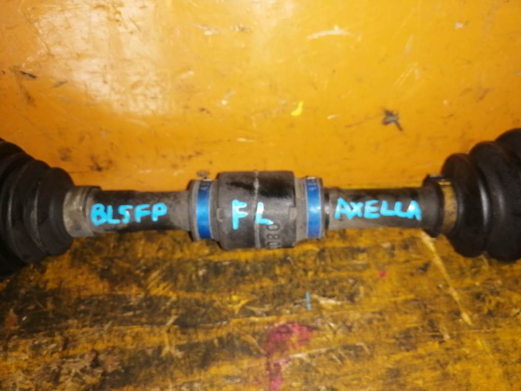 AXELA BL5FP ПРИВОД ПЕРЕДНИЙ ЛЕВЫЙ 28*23 Mazda Axela